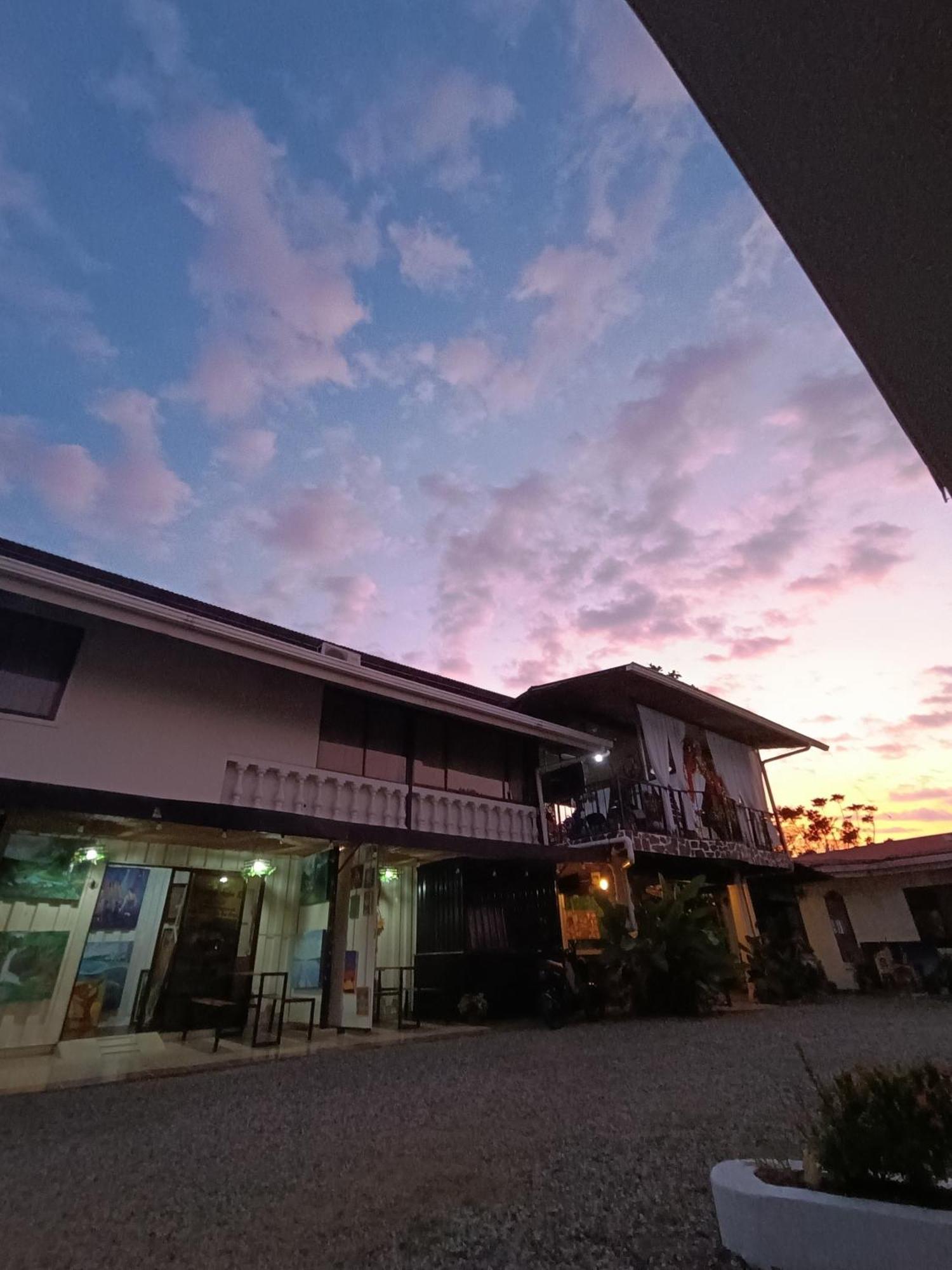 Hospedaje La Galerie Ciudad Cortés Exterior foto